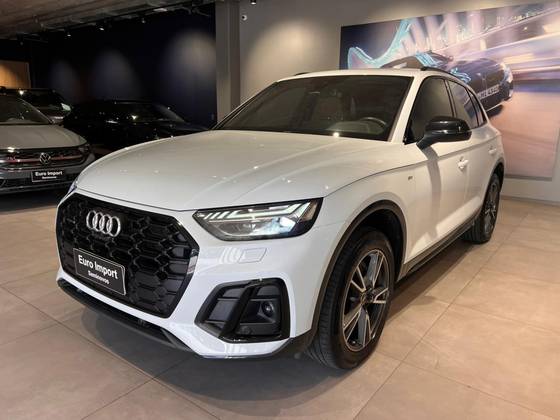 AUDI Q5 2.0 55 TFSIE PHEV PERFORMANCE BLACK QUATTRO S TRONIC AUDI Q5 2.0 55 TFSIE PHEV PERFORMANCE BLACK QUATTRO S TRONIC
